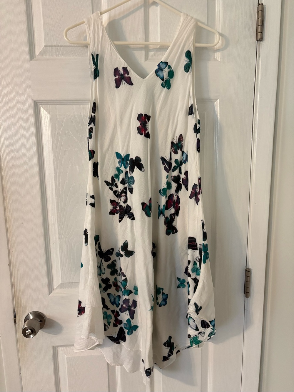 Butterfly Print Handkerchief Hem Swing Dress - Picture 6 of 6